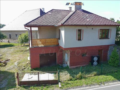 Dva rodinné domy, pozemek 461 m2 – Dožice, Mladý Smolivec možnost rozšíření 5+1 a více