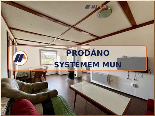Prodej chaty/rodinného domu s možností celoročního užívání, 2+kk možno rozšíření na 3+kk, 56 m2– Ostrov, okres Příbram